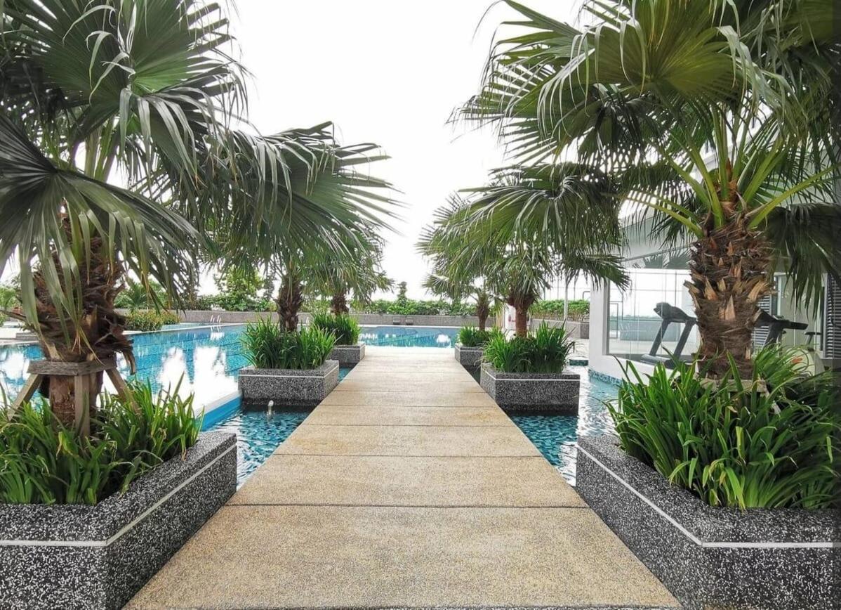 Platino 4Bedrooms Paradigm Mall Netflix By Stay Johor Bahru Dış mekan fotoğraf